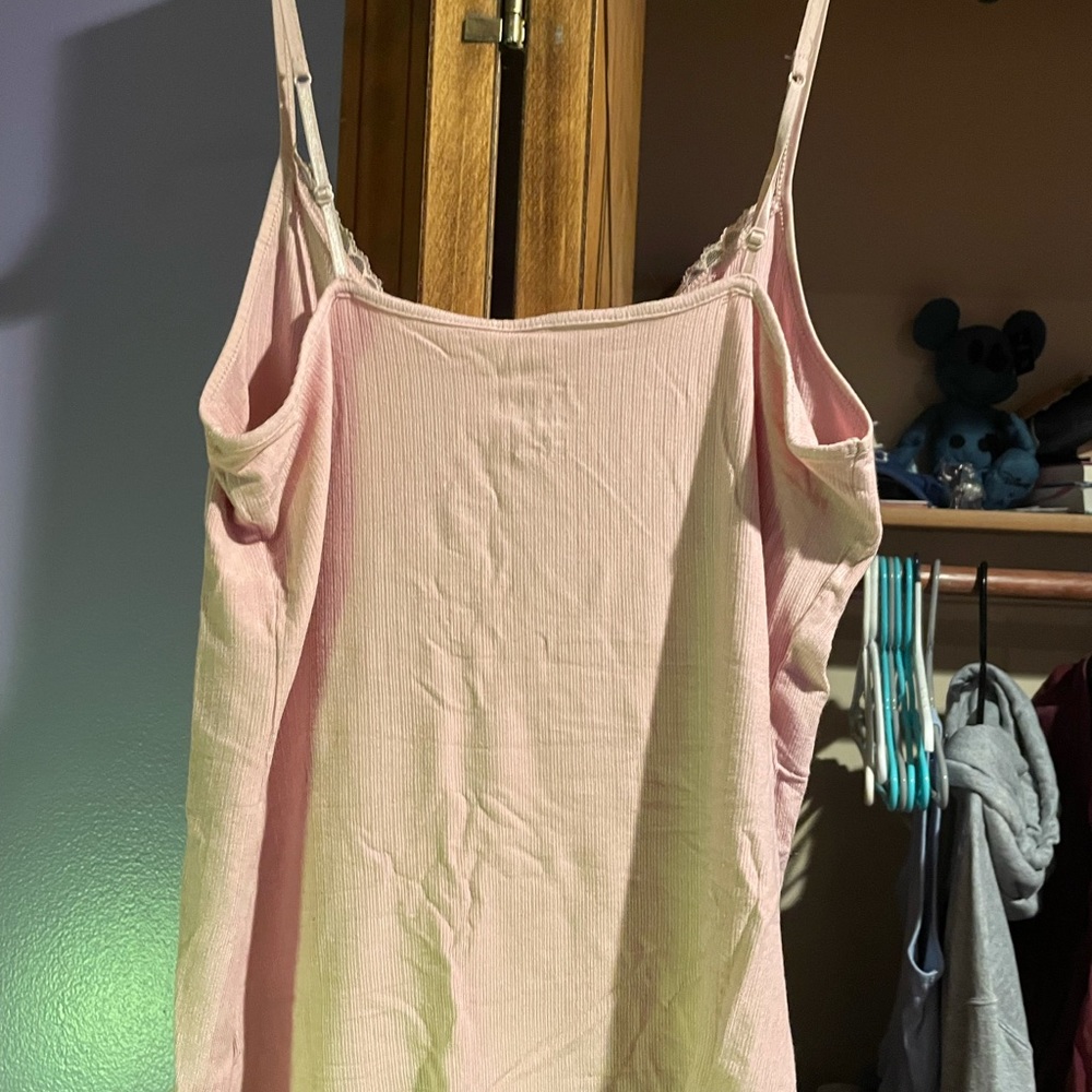 Light pink tank Top w/lace at top